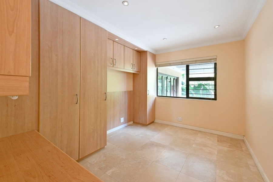 To Let 3 Bedroom Property for Rent in Fish Hoek Western Cape